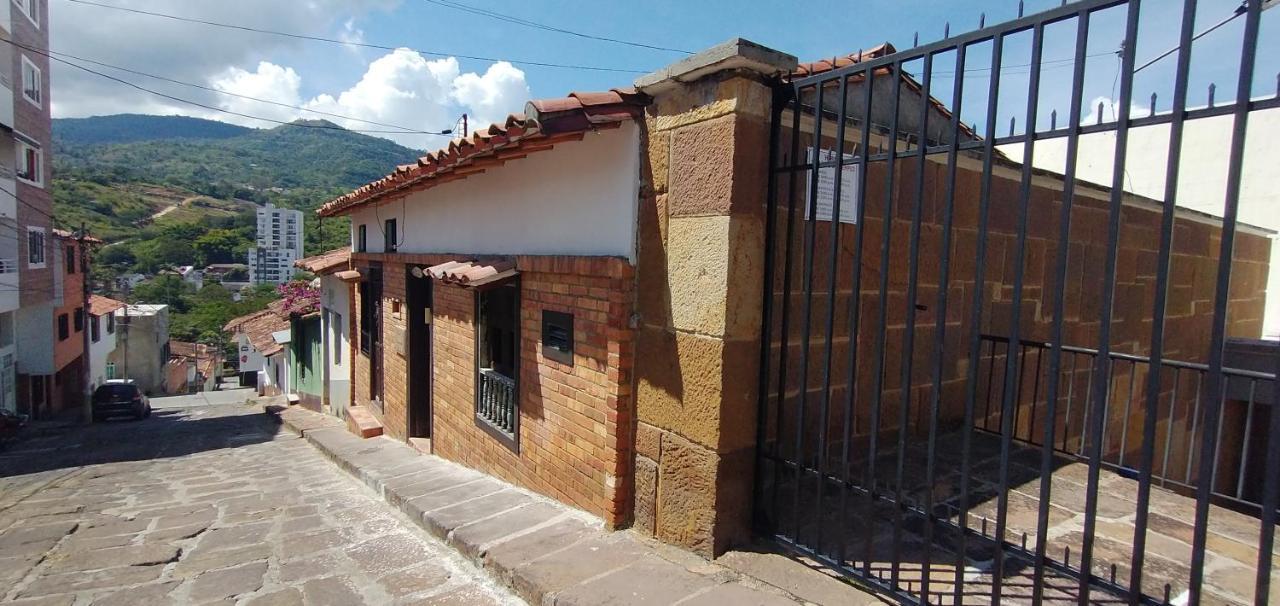 Santander Aleman Hostel San Gil Eksteriør billede